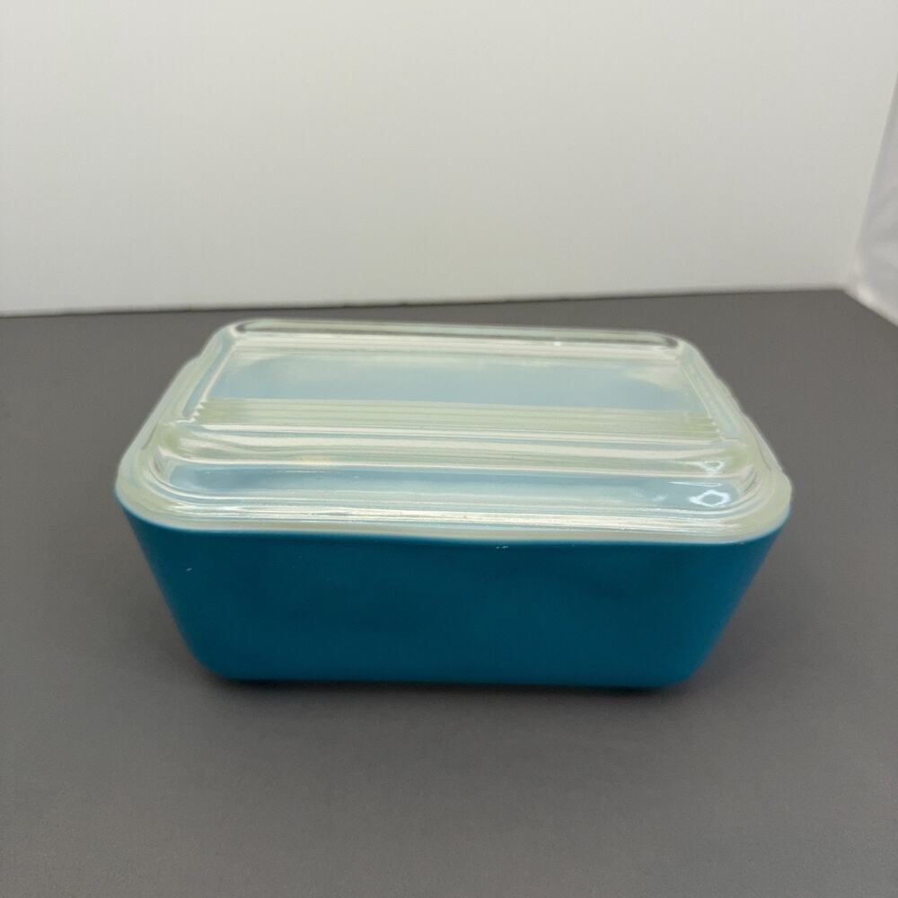 Vintage PYREX 502 Blue Refrigerator Dish w/ Ribbed Lid 1.5 Pint USA Fridgie